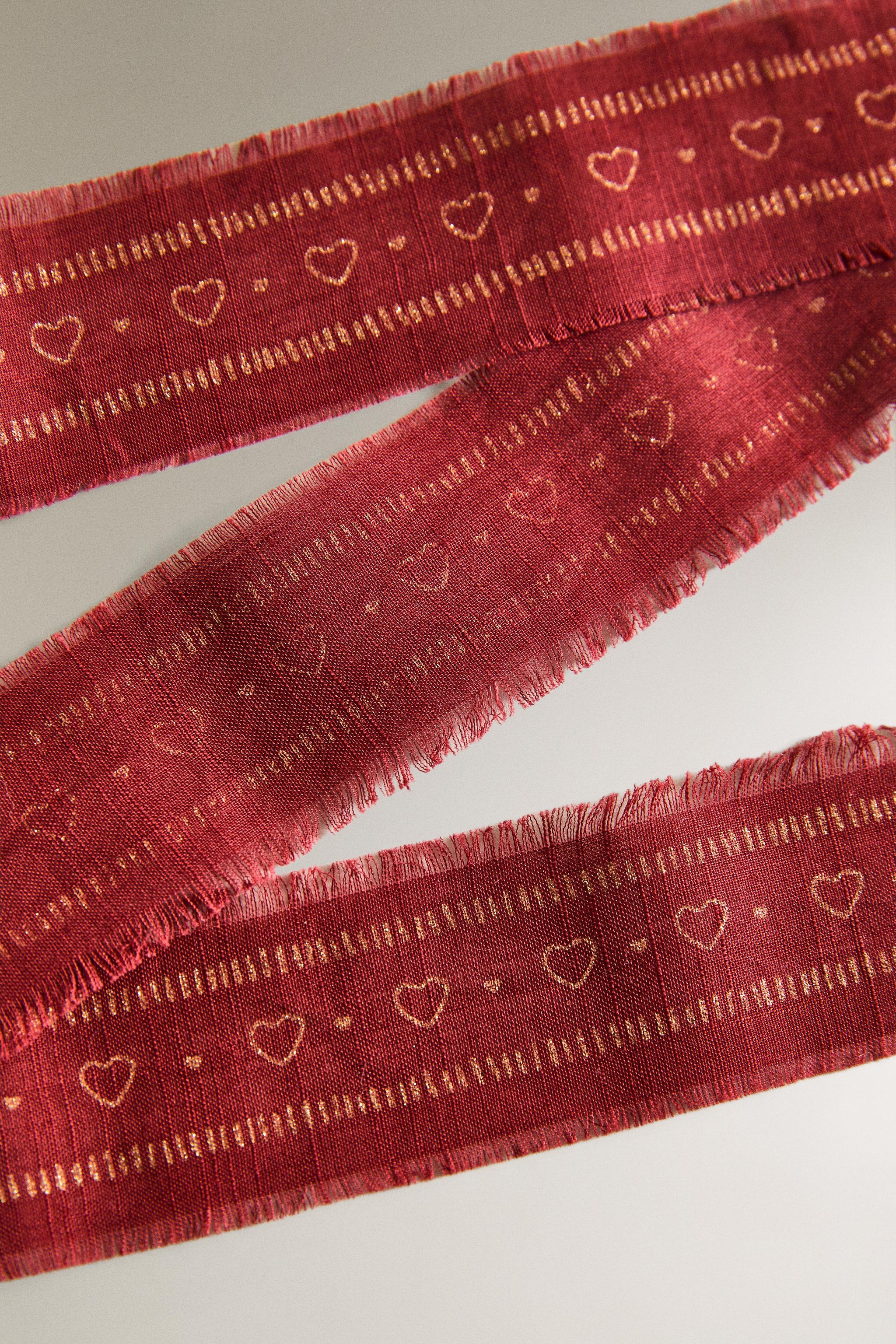 CHRISTMAS HEART FRINGE GIFT RIBBON